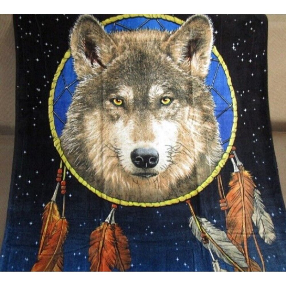 New Dreamcatcher Wolf & Pups Bath Beach Pool Cotton Gift Towel Wolves 30x60 NWT - Picture 2 of 6